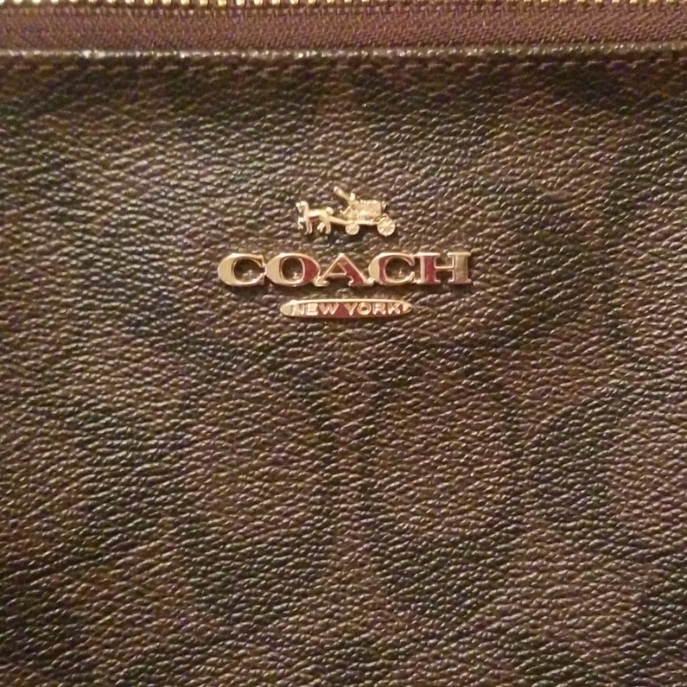 Small Coach Purse - Picture 2 of 4